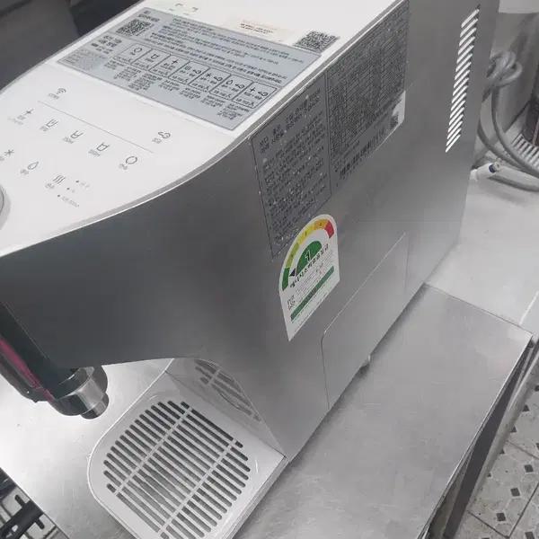 렌탈료없는 SK매직 냉온정수기 WPU-A700C - 8번째 이미지