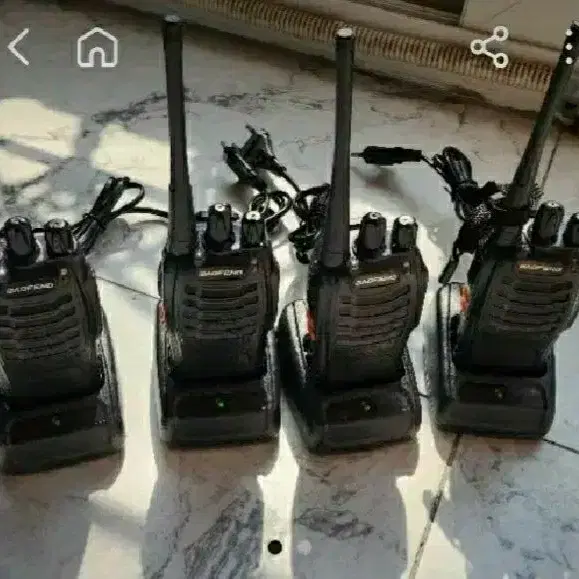 무전기 4개 충전기 포함 세트 새상품